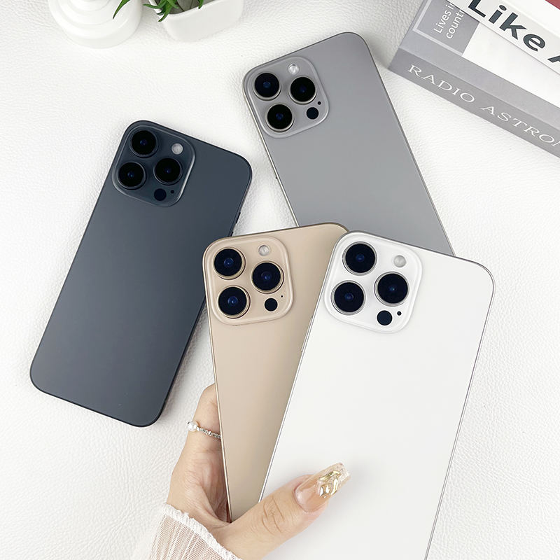 Premium Dummy iPhone 16 Pro™